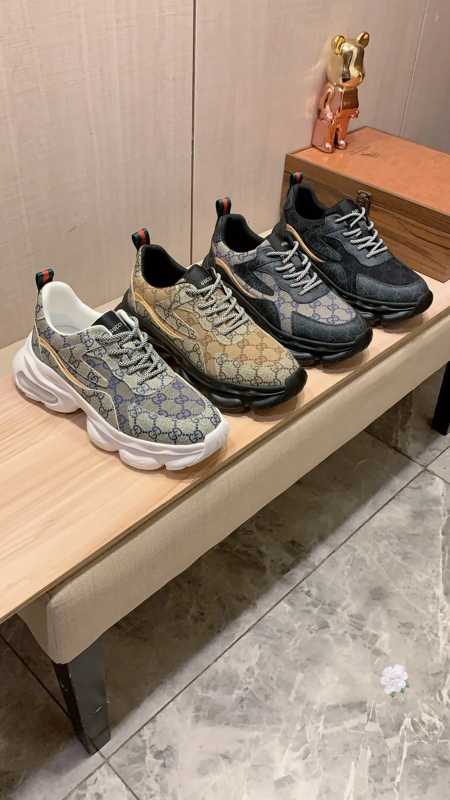 Men's men's shoes💰460💰💰🎩🎩[Lightning][Lightning] "Gucci*" latest • popular casual shoes, top brand [seduce] luxury ~ purchasing agency, top ~ quality. [Strong] The upper is made of imported breathable cowhide with material ➕ breathable sheepskin feet (•) and fine workmanship. The original stylish and stylish soft rubber wear-resistant and non-slip outsole is light and comfortable on the feet. The real thing looks better when photographed. 012: code: 38-44, 4️⃣ colors selected